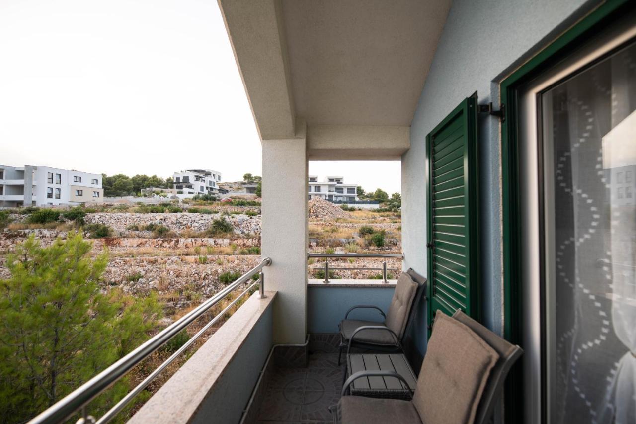 Sunny Beach Apartments Šibenik Exteriör bild