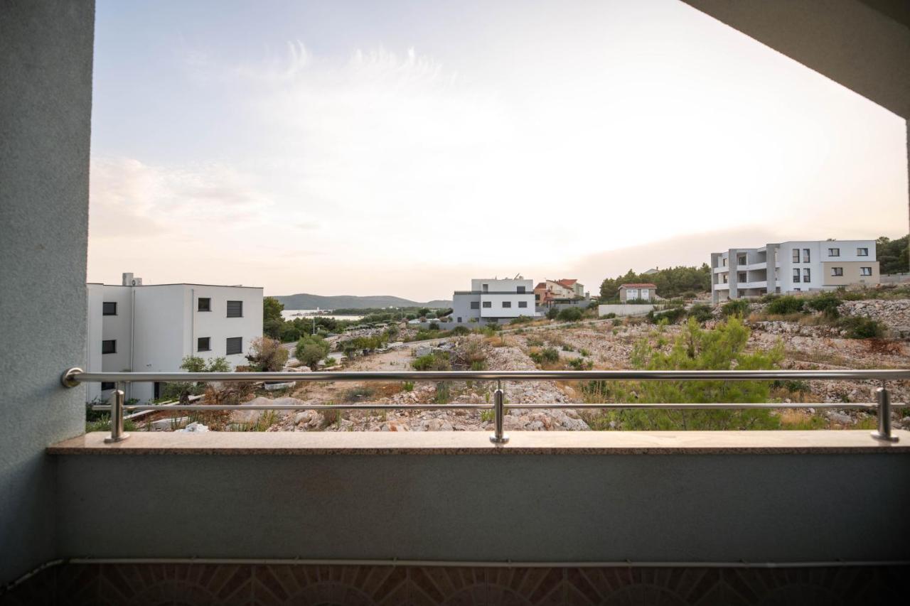 Sunny Beach Apartments Šibenik Exteriör bild