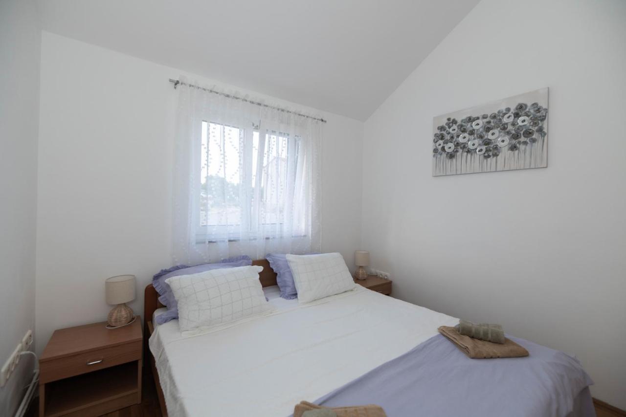 Sunny Beach Apartments Šibenik Exteriör bild
